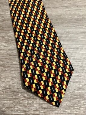 Puccini Men's Yellow & Black Geometric Silk Tie